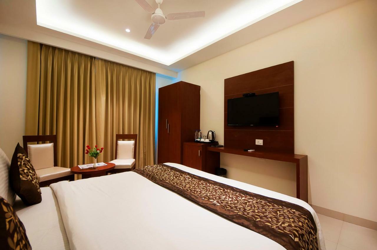 Hotel Z Suites- Delhi Igi Airport Nueva Delhi Exterior foto